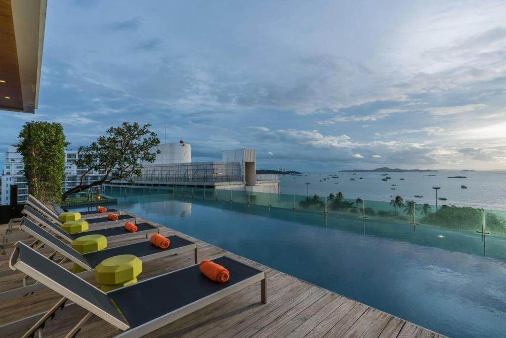 Seven Zea Chic Hotel Pattaya Exterior foto
