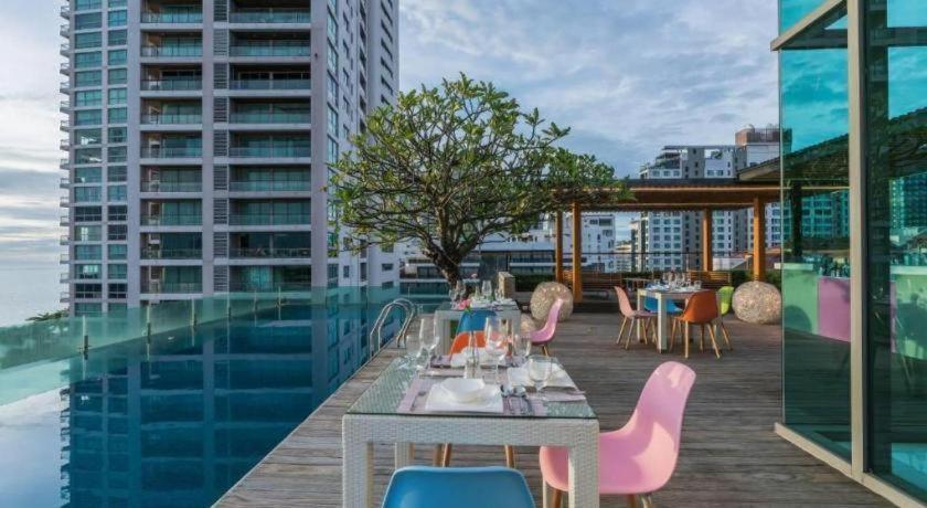 Seven Zea Chic Hotel Pattaya Exterior foto