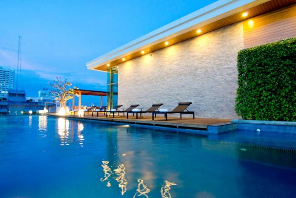 Seven Zea Chic Hotel Pattaya Exterior foto