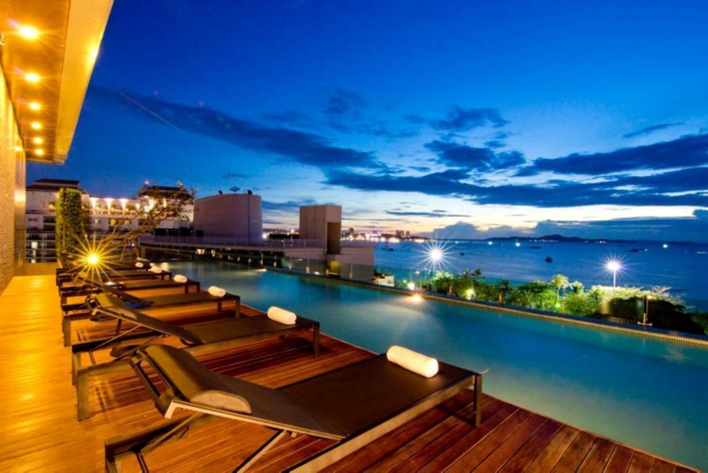 Seven Zea Chic Hotel Pattaya Exterior foto